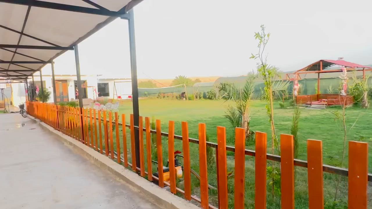 مزرعة الدير
***********
