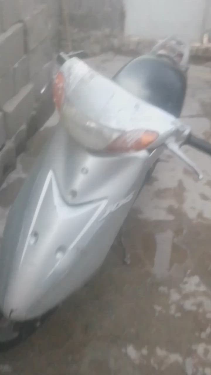 ***********
