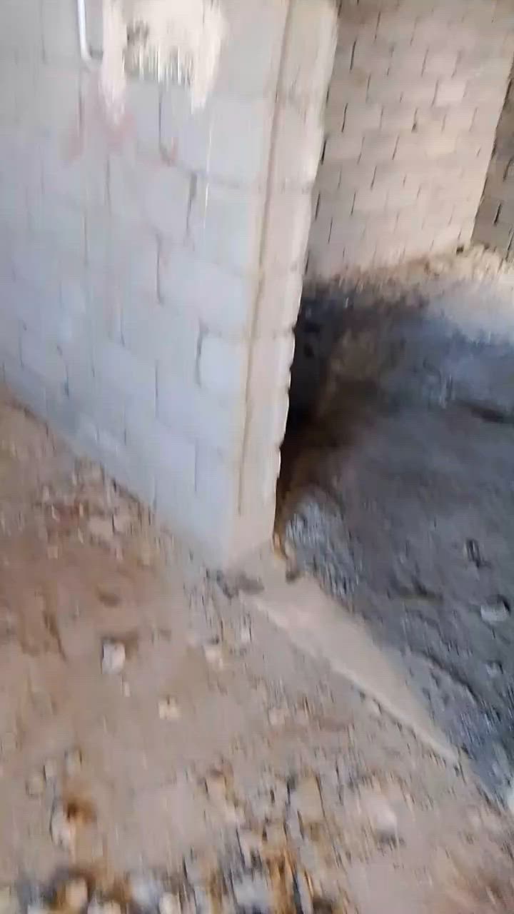 سلام عليكم دار هيكل البيع مساحه المساحه 400بناء 200 خلف جدد جامعه ذي قار اسعر 48وبي مجال *********** بيهن وصل
