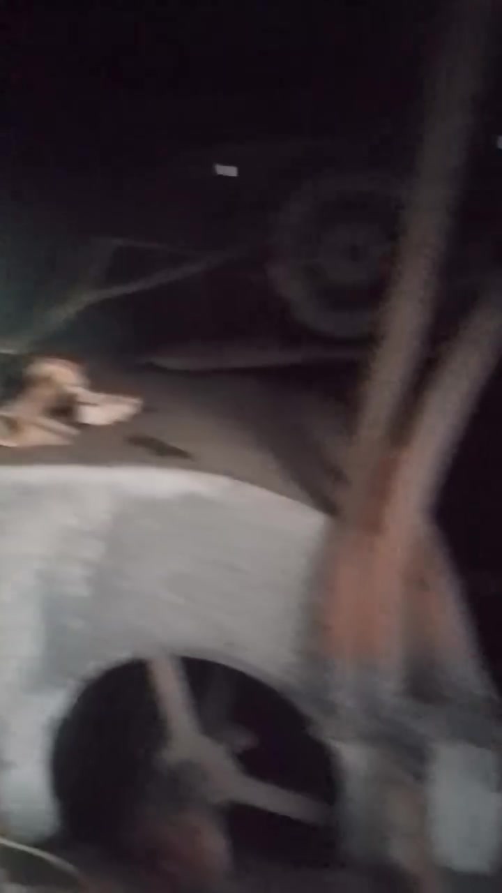 سلام عليكم من رخصت مدير الكروب البيع 100الف الحسينيه مال الراشديه الجريخي قرب عماره الجريخي هاتف ***********
