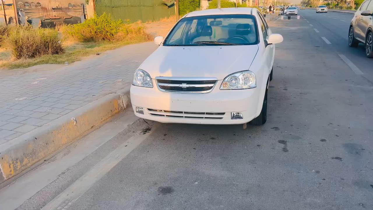 سلام عليكم شباب وجمعه مباركه عليكم اوبترا 
موديل 2006 شركه العامه السيارت كير عادي رقم بغداد دولي ماشيه 171الف حقيقي 
يوم الاحد استلم لوحاته  سنويه 31 يله تسقط هزه جديده السياره ع وضع الشركه برغي ممبدل بيه ولا مفتوح مكينه بل كارتون شرط الضمان كير امامي خلفي جديد زيرو قبل 3 ايام شاده تخم تاير زيرو 
تبريد ثلج مصفره غرامات السياره كله شرط الفحص بيه 3 قطع صبغ وموجود السونار مالتهه ابيع حزام حته محد يدوخني ويكلي هاي هيج وهاي هيج برغي مابيع نقص كله جديد وشغال 
السعر 64$ وبيه مجال بسيط وسوك كلشي بي شباب الله يوفقكم وكلمن يبيع بلي يصرفله السياره مال بيت ومتعوب عليه هواي 
مكان السياره الشعب نهايه حي اور 

***********ابو حسن الشمري
