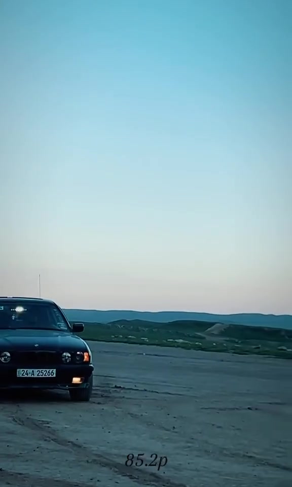 BMW 520 
موديل 1991
رقم دهوك 
تبريد ثلج
طخم جديد
تايرات جدد
كير عادي مكينه كبس
صبغ عام جماليه تطويز بدون ضرر
السياره احلى من الصور
الداخل جلد
سقف كنتاره سلايت
منضومه زيلون تعلك ايشاير
التفاصيل اكثر الاتصال ع رقم
***********
السعر 65 بيها محال شي قليل
السنويه تسقط 2028
