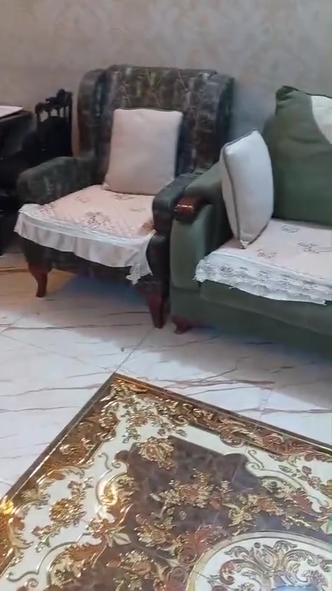 ***********
