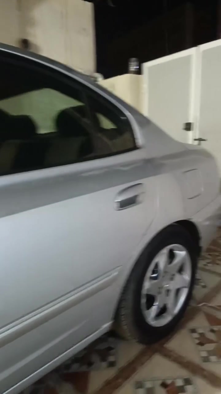 السلام عليكم
النترا موديل 2005 بسمي شرط التحويل 
الرقم مشروع وطني  
لاتصال *********** 
مكلف بل نشر
