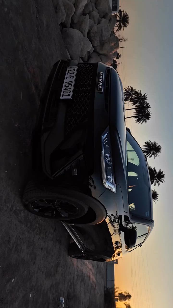هافال H6 ال GT للبيع🔥🔥
إذا تدور على SUV رياضية تجمع بين القوة، الفخامة، والتكنولوجيا الحديثة، فهاي فرصتك تمتلك Haval H6 GT المميزة بتصميمها الرياضي الجذاب وأدائها القوي.
مديل 2024 🔥🔥
✅ المواصفات والمميزات:

* محرك 2.0 لتر تيربو قوي
* قوة تصل إلى حوالي 208 حصان
* عزم دوران 325 نيوتن متر
* ناقل حركة أوتوماتيك DCT بـ 7 سرعات
* دفع رباعي (4WD)
* شاشة وسطية كبيرة تعمل باللمس
* كاميرات 360 درجة
* فتحة سقف بانوراما
* تشغيل بصمة ودخول ذكي
* مقاعد رياضية مريحة
* Apple CarPlay و Android Auto
* حساسات أمامية وخلفية
* مثبت سرعة
* أنظمة أمان ومساعدة قيادة متطورة
* جنوط رياضية وتصميم GT مميز يخطف الأنظار
ماشية 37 ألف
السعر 36 مليون
***********
