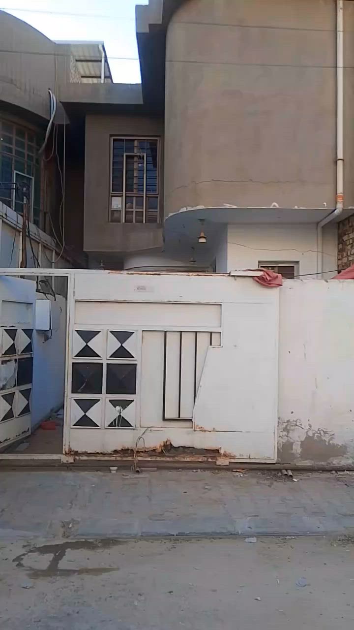 بيت للأيجار ١٠٠م حي العداله طابقين 
غرفتين نَوم و إستقبال وصاله  ومطبخ ومنور وتخاريج 
الاستفسار ***********
