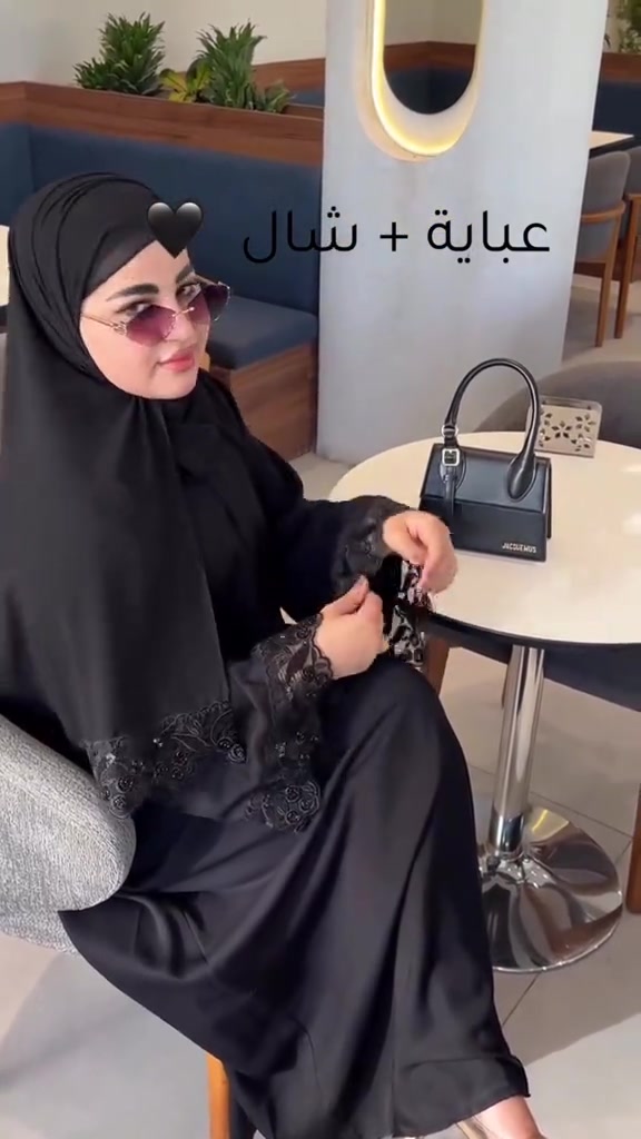 جمالهن ماينووصف و سعر 33 الف فقط  عبايه وشال  للحجز واتساب + ***********
