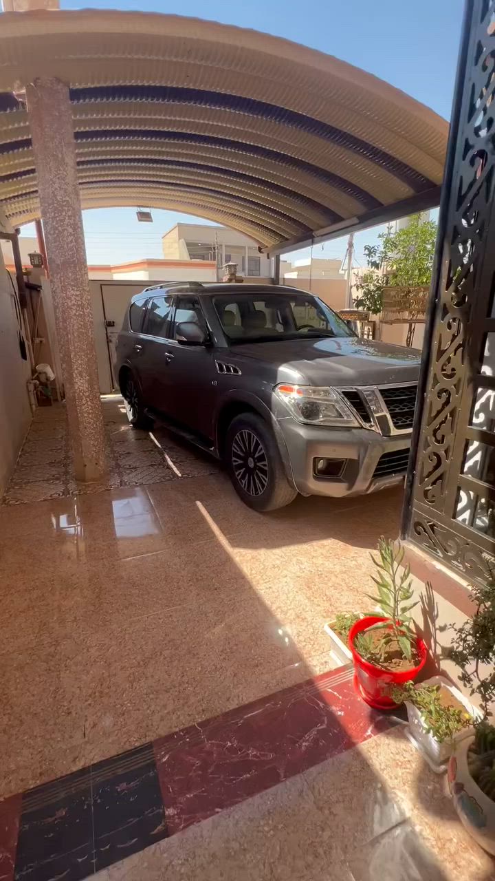 نيسان ارماده موديل2019
بلاتينيوم اعلى فئه مواصفات 
محركV8سلندر
الضرر قطعتين  
- كامرات محيطيه

السياره ما ماشيه هوايه(67) 
 بصمه تشغيل وابواب 
 حساسات امامي خلفي ٣٦٠ درجه
- تبريد منفصل الامامي عن الخلفي  

-لايتات زينون اوتو
صندوق كهرباء  
بصمه تشغيل
بصمه ابواب
قبضه ابواب نيكل
كشنات كهرباء
مانع انزلاق
مانع تصادم
ثلاجه 

مكان السياره كركوك (الحويجه)
السعر  230 وبيها مجال
***********
