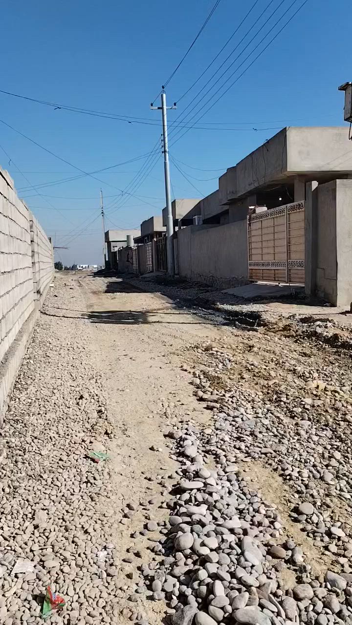 قطعة ارض للبيع جيران  بيوت ابوهاني شاكر  المساحة ٨٠٠ متر  واجهة ٢٣ متر التفاصيل مثل ماوضح في الفيديو


**إذا كنت صاحب هذا الإعلان وتريد حذفه لأي سبب، رجاءا أرسل رسالة إلى الدعم الفني**