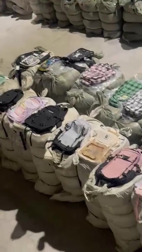 عرض خاص جنطه 6 اجيوب وهدية محفظه  بـ  6  الف دينار فقط
العنوان بابل الحمزه الغربي خلف الامام قرب المصرف القديم 

للاستفسار اكثر // ***********

رابط تلي 👇

‏https://t.me/kalshbalash

رابط انستغرام 

‏https://www.instagram.com/as_2_0?igsh=bnkwaWtpb2t0bnJu&utm_source=qr

رابط تيك توك

‏https://www.tiktok.com/علي (لاقمشة المفروشات)?_t=ZS-8zw9r4vkU54&_r=1

رابط الواتساب

‏wa.me/9647834082453
