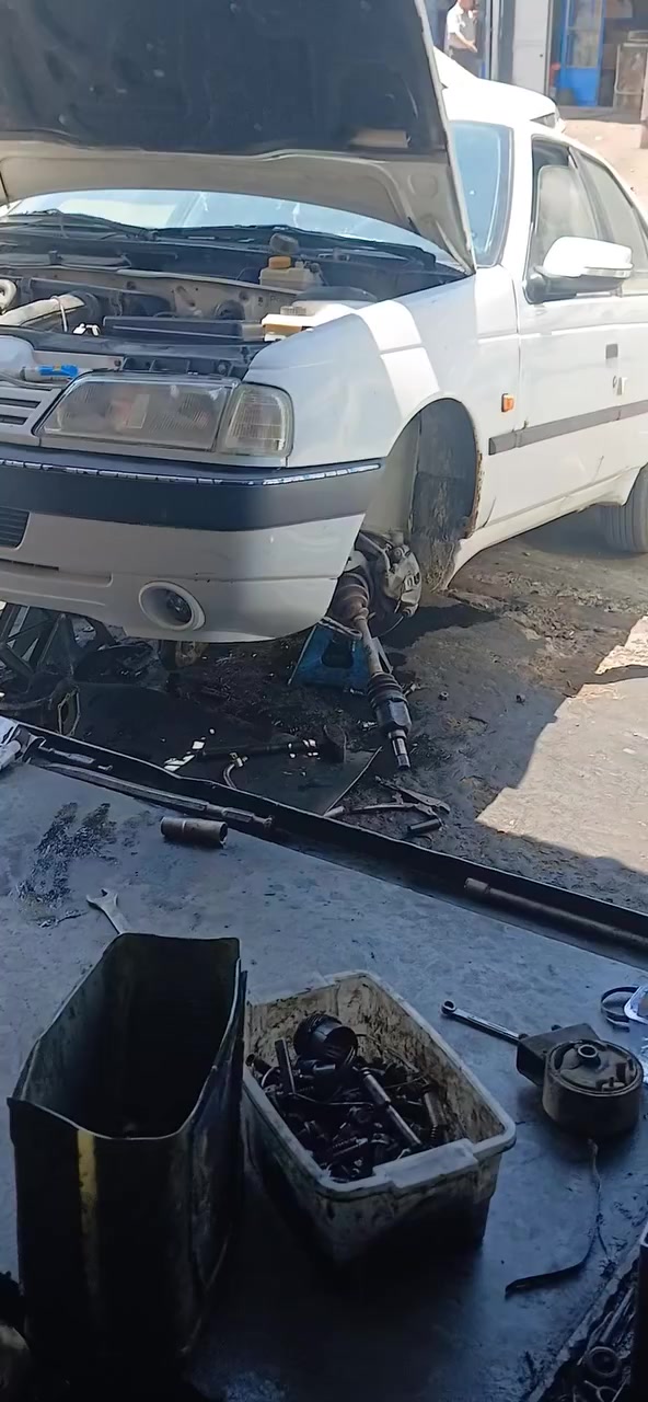 السلام عليكم ورحمة الله وبركاته
😍تحية طيبة لاخوية ابو فهد الحيالي ولجميع الأخوة الأعضاء 
ابو ضرغام لتصليح الكير العادي وتبديل جميع انواع الكلجات 🤑
// العنوان الشيخ عمر شارع الاطفائية مقابيل مستشفى الطوارئ بالركن 
***********
***********
#الجميع 
@الجميع
