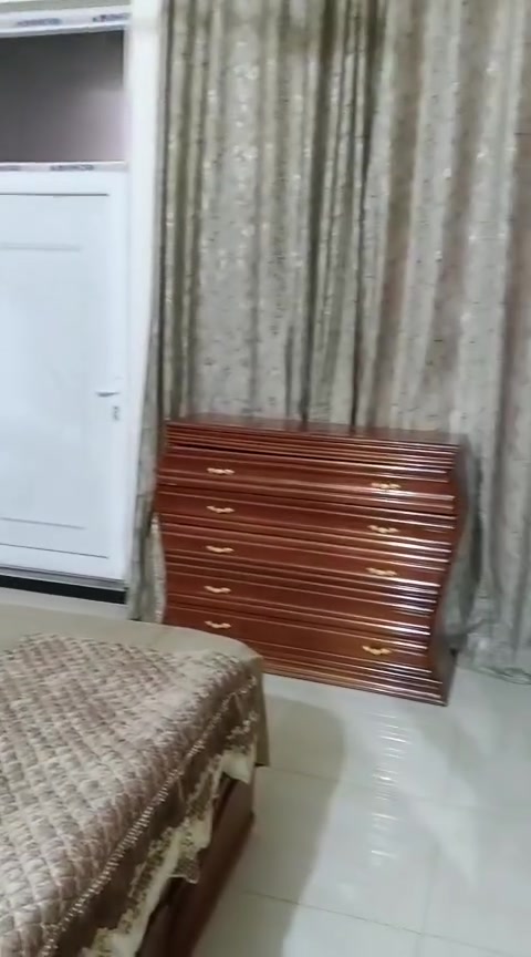 للبيع 
غرفة خشاب حطاطة 
خشب زان أصلي
السعر خاص
للاستفسار على الرقم *********** ويوجد اتساب أيضاً
او عبر الماسنجر
