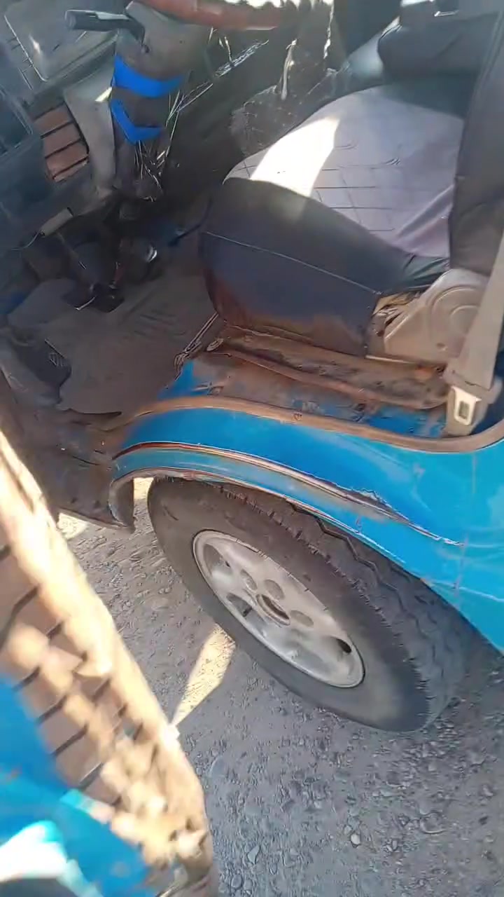 كيا للبيع موديل 95 محرك بعده على سحك الكير بس 3يفلت تخم تاير باتر جديد سلف جديد لرقم انبار ***********لستفسار
