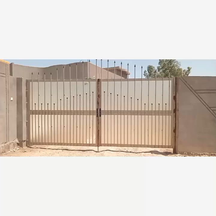 السلام عليكم  من
رخصه الادمن تم اعاده النشر بسبب الوعود الكاذبه دونم للبيع ملك صرف يحتوي على دار تبلغ مساحه الدار 300م بناء حديث يحتوي الدار على ٣غرف نوم +استقبال +هول +صاله +مطبخ +صحيات داخليه +صحيات خارجيه +حديقه مساحه الحديقه 200م +حقل دواجن +محل تبعد عن الشارع العام 250م في محافظة واسط طريق صويره اجبله للستفسار الاتصال ***********
