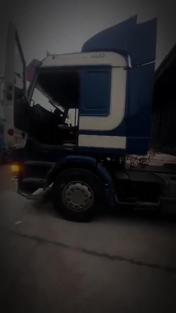 سكانيا مشلح موديل ١٩٩٣ للبيع حجم ١١٣ مكفوله كفاله عامه ***********/ راس وعربانه كير 4×4 حجم 900
*********** تخم تايرات سيارة بلادي رقم دهوك بسمي
