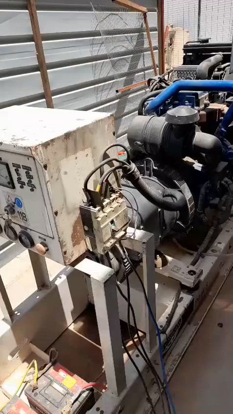 مولدة بيركنز للبيع ٦٠ kv  
النظافة ١٠٠٪؜ 
العنوان شارع الوكفة مقابل الموارد المائية_ الديوانية 
لفحص المولدة وأچيكها  بمكانها
للتواصل والاستفسار:  ***********
