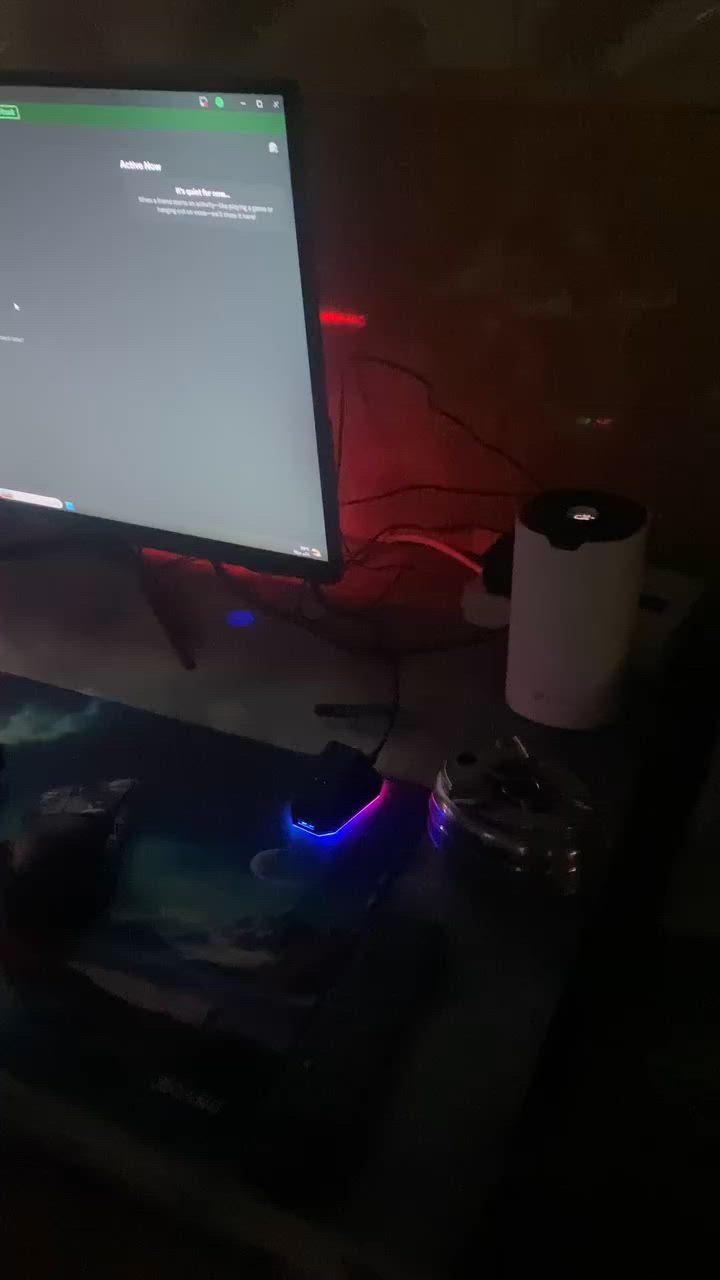 السلام عليكم 
pc للبيع

rx6600tx كرت لشاشه
معالج i5 جيل لعاشر
رامات١٦
اسس دي١٢٨
هارد hdd 1t وعندي 500كيكا مامخلي 
مذر بورد h510 برايم اسوس
شاشه كيم اون 180hz  سرعه لاستجابه 1ms
ماوس اتارك شارك x11 اصلي يطلع سعره 38$
ماوس باد +كيبورد 75%


**إذا كنت صاحب هذا الإعلان وتريد حذفه لأي سبب، رجاءا أرسل رسالة إلى الدعم الفني**