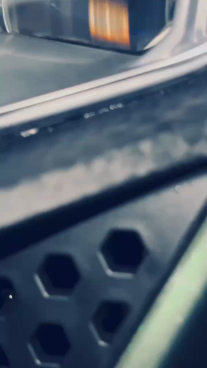 السلام عليكم. اخي اقره التفاصيل كامله قبل لا تتصل .دراجه كهربائيه (مستورده) وضع وكاله تكدر تكول زیرو مكفوله من الشخط الواحد .. قطعه نادره وممیزه .. بصمتين ..سويجين.كارتين... تشغيل عن بعد وجهاز مانع سرقة ..بلوتوث.. نظام _APS كهربائي ..أمامي
خلفي ... مخرج -SP.. نظام مانع انزلاق كهربائي..حساس وزني .. نظام _ECO.لاستهلاك الطاقة..نظام ترجيع الشحن يعني (من تهد السكليتر ترجع شحن للبطاريه).. ظام حماية البطاريه ( BMS )... بطاره ليثيوم نوع (48٧_Bafang 17.5AH...الملف _3000_ حقيقي معتمد... لسرعه -_120 فعلي وشرط الفحص... قطع مسافه 120 كيلو بل شحنه الواحد..السعر ( مليونين 200) قفل وسعر
. اخي اقره التفاصيل كامله قبل لا تتصل .دراجه كهربائيه (مستورده)   .. قطعه نادره وممیزه .. بصمتين ..سويجين.كارتين... تشغيل عن بعد وجهاز مانع سرقة ..بلوتوث.. نظام _APS كهربائي ..أمامي 
رقمي***********
