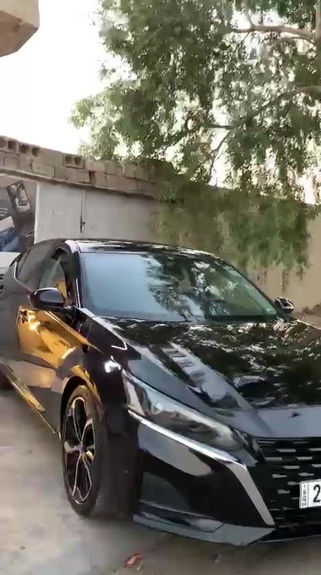 Altima SR 2024
سياره حيل نضيفه مشاءالله رقم شمالي اربيل 
بيها فقط بونيت صبغ و ايرباك بس السايق و مرجع بلادي
سياره ماشيه ١٩ الف مايل فقط 
***********
