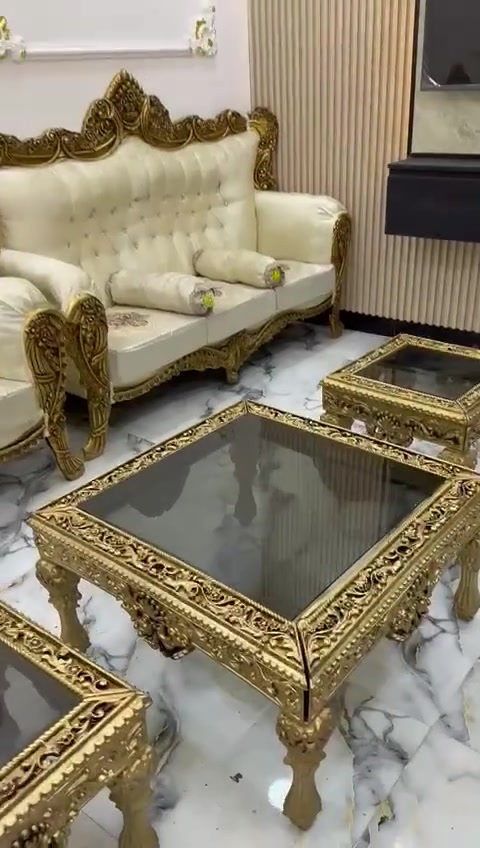 سلام عليكم تخم للبيع عنوان ملعب سوق سلاله سعر 600 وبي مجال شراي متوجد عله رقم هاتف 📞 ***********.  📞.  ***********
