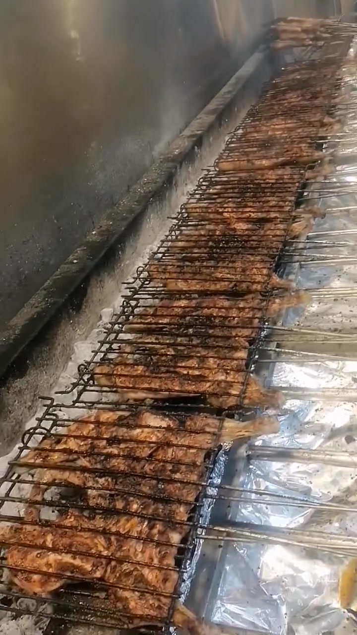 من رخصت صاحب الكروب
سلام عليكم 

محتاج فرصه عمل داخل فلوجه اذا بمطعم يكون افضل

اني خلفه شوي دجاج اجنحه عصى طبل تحميص وجبات صاج بركر كبه شوي هواي اصناف اعرف كل هاي اصناف شوي + تحميص ع فحم

متفرغ حاليا التزام بعمل ومواعيد

سكن فلوجه

تواصل خاص

التوفيق للجميع أن شاء الله 

هاتف *********** متوفر واتساب
