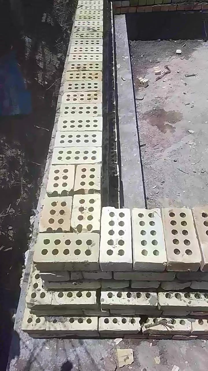 السلام عليكم خلفه بناء شغل درجه اوله وهندسي نشتغل مكطوعه وعلى اليوميه ب دارت اخوكم ابو ملاك تواصل معنا على واتساب ***********
