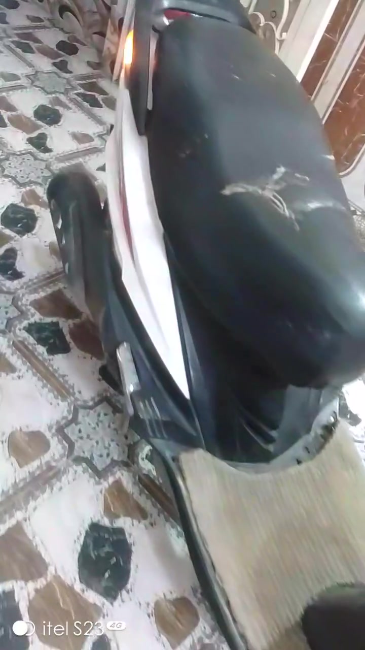 سلام عليكم موطور هاوجي نضيف مكان الرمادي السعر 550وبيه مجال 
***********
