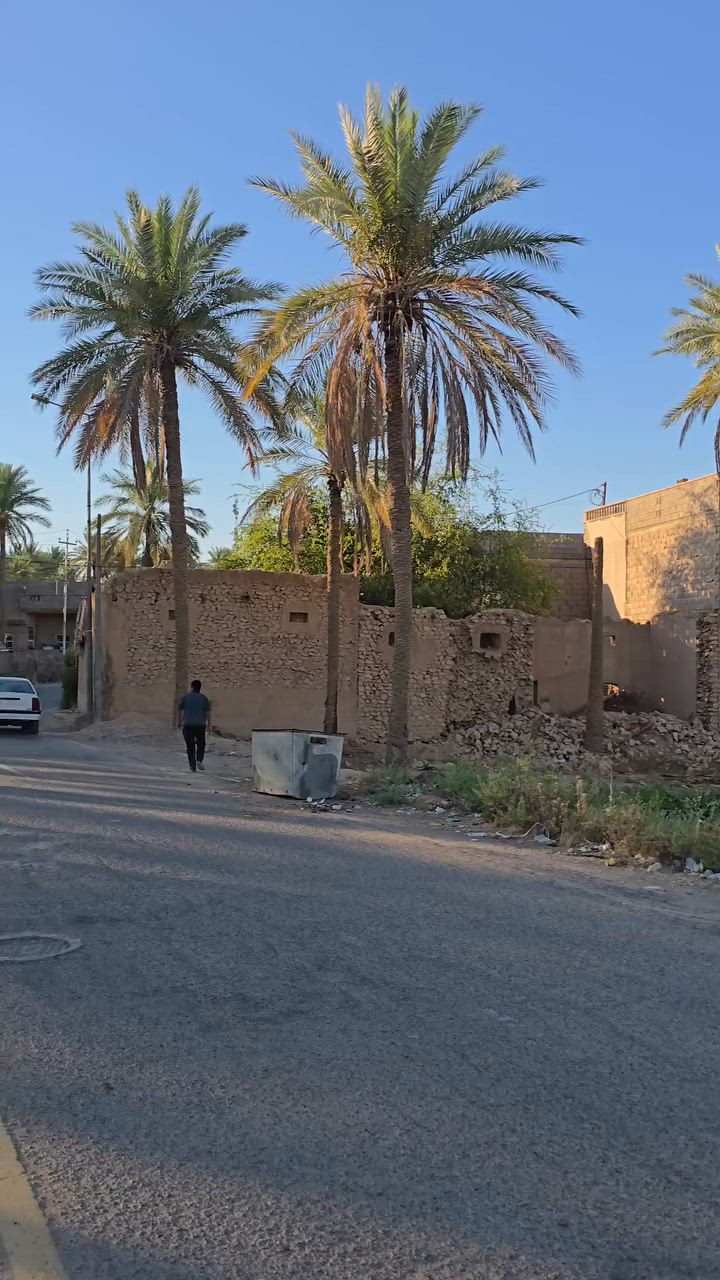 🔥 فرصة نادرة على ضفاف نهر الفرات 🔥

للبيع عقار بموقع مميز جداً في مدينة حديثة  بستان حمدون – مقاطعة محسن، مقابل الحويجة وبين الجسرين.

 واجهة مباشرة على نهر الفرات
 المساحة: 400 متر
 بيت قديم وهيكل قائم
نوع العقار: زراعي مفوض بالطابو

✅ موقع هادئ وإطلالة مباشرة على النهر
✅ مناسب للسكن أو الاستثمار أو إنشاء استراحة عائلية
✅ منطقة مميزة وقيمة مستقبلية واعدة
✅ فرصة لا تتكرر لعشاق المواقع النهرية

للمعاينة والاستفسار:

📞 ***********

ا
