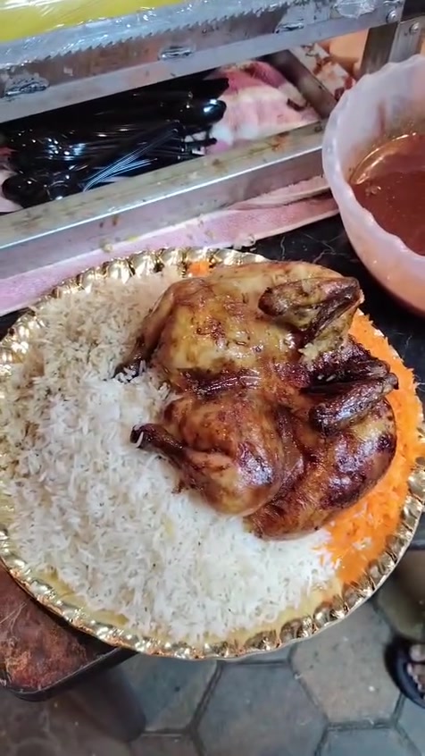 دجاجة محشي على منسف برياني مع فاصوليا وخبز 12 الف توصيل لجميع الرمادي ***********
