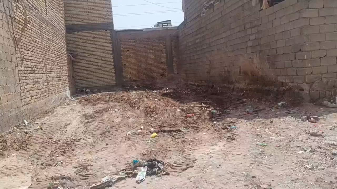 سلام عليكم قطعه ارض للبيع في كربلاء المقدسة بويات خلف اسواق برتقاله ماي مجاري كهرباء سند 25بسمنه القطعه الوجه 7ونص ونزال 14بيع مستعجل بسمنه القطعه ***********
