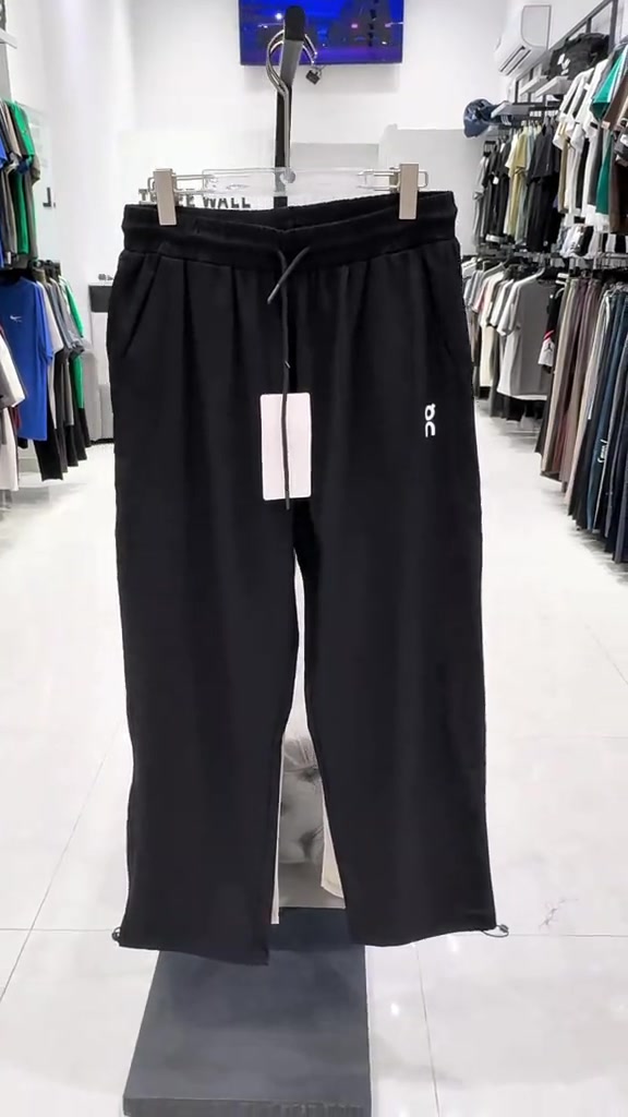 زبائن 3W بجامه هاف كصه 110 ماركة QC خامه وتر بروف كوالتي رهيب السعر 18,000🔥 قياسات ( m-L-XL-XXL) ــــ      ــــ     ــــ     ــــ     ــــ عنوان المحل بغداد القادسيه  مدخل ساحة قحطان ثاني استداره ع يسار *********** #1 
