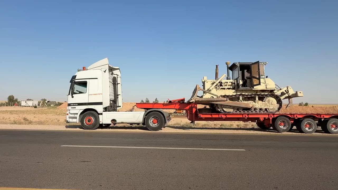 لودر متفرغ لنقل جميع الايات حاليا متواجد بلدوانيه ***********
