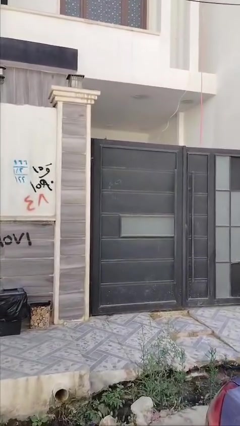 سلام عليكم
بيت للبيع المكان موصل زيونه الثانيه بناء حديث المساحه 100
باقي التفاصيل داخل الفيديو موضح البيع نقط فقط شراي يتصل ***********
