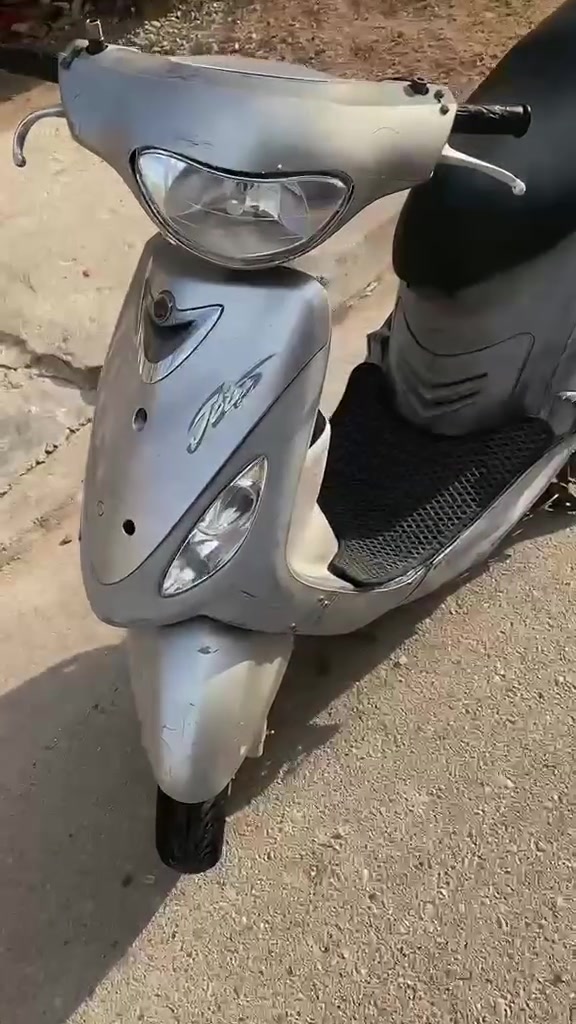 سلام عليكم خوان دراجه منغولي للبيع دراجه خير من الله تجفيت جديد مابيها نقص بس كلوب مال لايت مكان بغداد الغزاليه الاستفسار ***********
