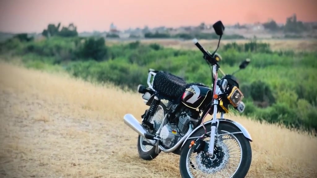 سلام عليكم دارجه نامي برو موديل 26 محرك125 دراجه زيرو تقريبا صار شهر و نص من طلعتهه دراجه مكفوله كامل مكمل شرط هندر واحد كهربائيات كلشي شغال بيهه ورقه وحده سعر 850 بي مجال قليل تفضل خاص
او خابر لو واتس اب ***********
