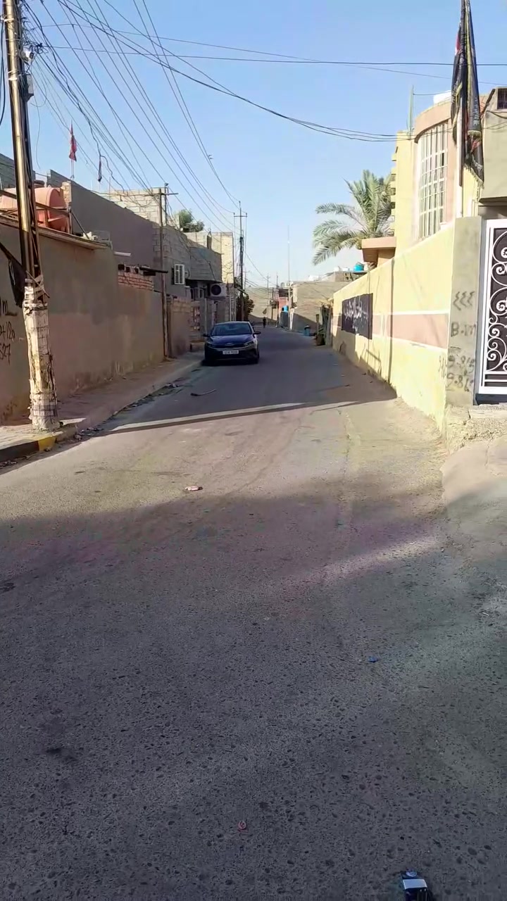 قطعه ارض للبيع ركن شارعين المساحه ١٠٠ زراعي عقد ٣٥ بغداد جسر ديالى شارع السواعد خلف حسينيه الصادق ع كامل الخدمات مي كهرباء مجاري تبليط ***********

