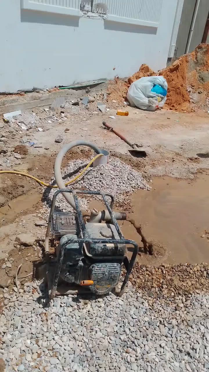 حفر ابار ارتوازيه واتجفيف المننهولات واتعبيرات الشارع    يوجد واتساب ***********
***********
