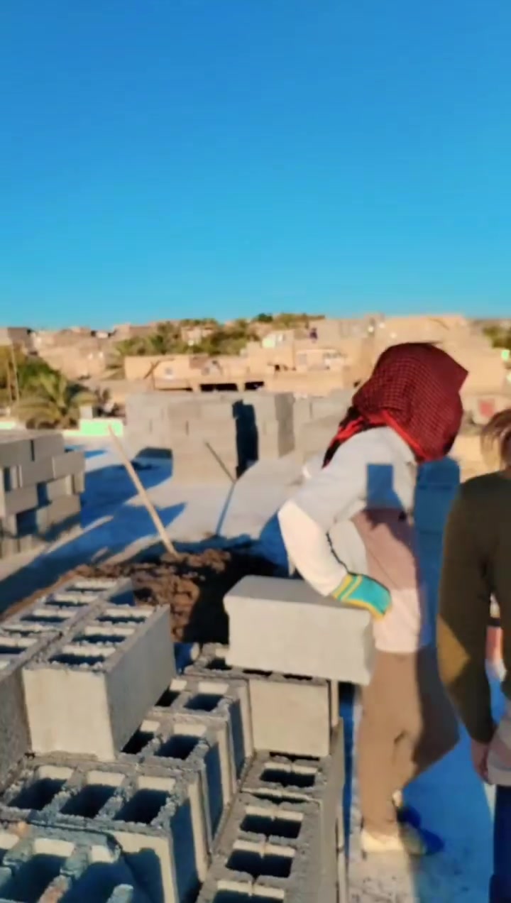 خلفة بناء #بلوك وحجر بأسعار مناسبه ***********
