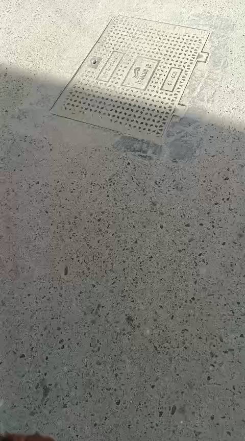 ***********
