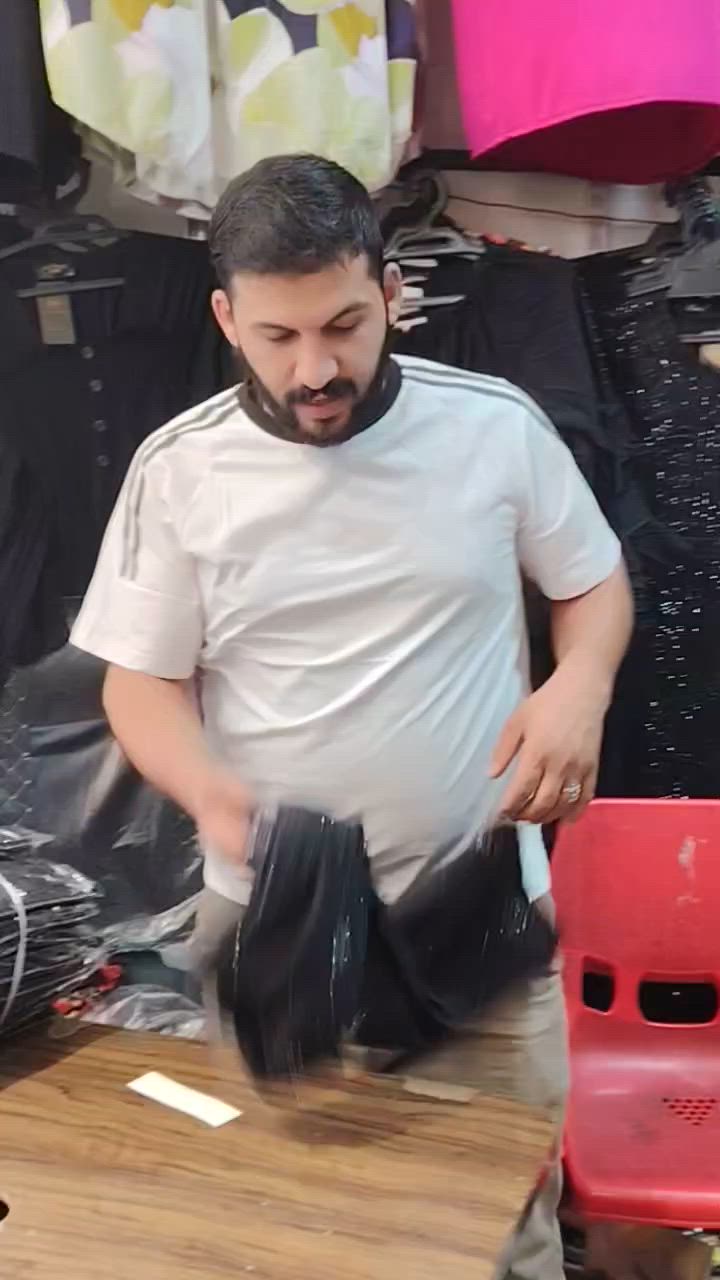 يا رزاق 😍 
#صيفي  
تشكيلة دشداشه طويل وتراك   😉
والسعر مفاجأه 😎
تابعو للاخير الفيديو ☺️ 
 الوانها كلش حلو
الاسعار والتفاصيل داخل الفيديو 
موقعنة 📍
بغداد الكريعات قرب حسينية الجوادية
ن #ملابس #أجهزةمنزليةادوات_كهربائية


**إذا كنت صاحب هذا الإعلان وتريد حذفه لأي سبب، رجاءا أرسل رسالة إلى الدعم الفني**