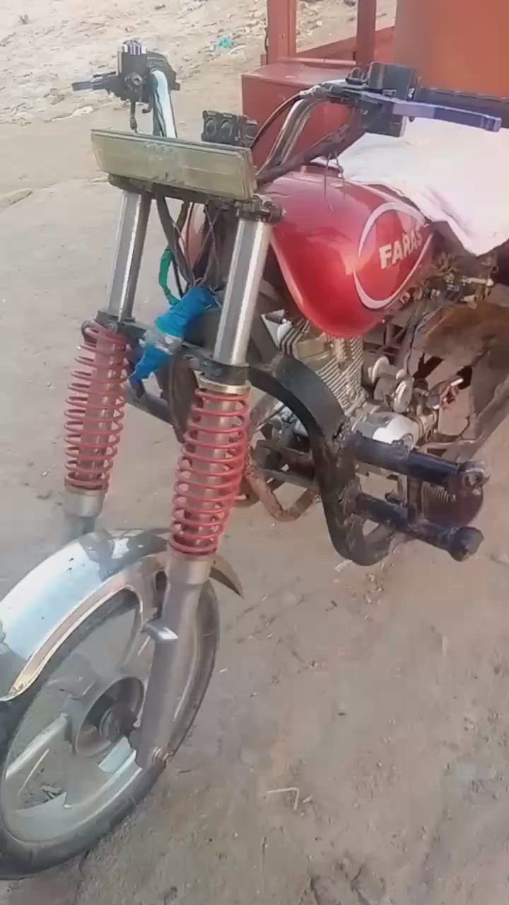 السلام عليكم ستوته البيع رقم وسنويه كلشي شقال بيه سعر مليونين وبيه مجال حك جيه مكان كرمت علي ***********
