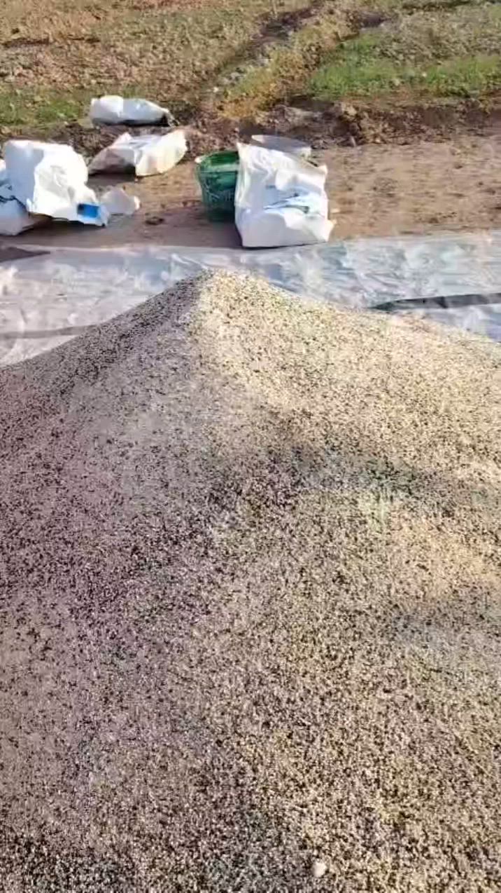 السلام عليكم
يتوفر لدينا بذور حنطه نوع (وفية ) جيل أول فرنسيه الكميه 15 طن 
سعر الطن 700
الموقع: صلاح الدين / قضاء طوز خورماتو


**إذا كنت صاحب هذا الإعلان وتريد حذفه لأي سبب، رجاءا أرسل رسالة إلى الدعم الفني**