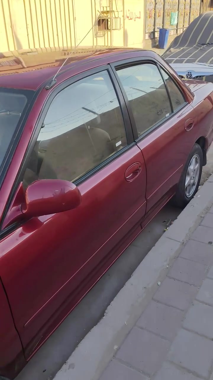السلام عليكم
بروتون موديل 2005  كير اوتوماتيك
كير مكفول محرك بيه تبخير
تبريد ثلج
كهربائيات شغاله
باتري جديد
صبغ عام أثر جراد
سنوية 2030 وهزة جديدة
باسمي شرط تحويل ثاني يوم
السعر /44 وبيه مجال
العنوان بغداد مدينة الصدر
***********
