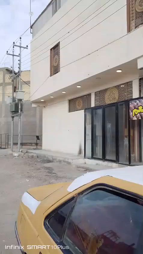 يعلم مكتب الوفه بنايه للبيع في كربلاء المساحه 127متر تحتوي عله 3طابق طابق الول مطعم ثاني شقق طابق ثالث حسينية قرب مستشفى الكفيل سعر وباقي تفاصيل الاتصال عل رقم ***********
