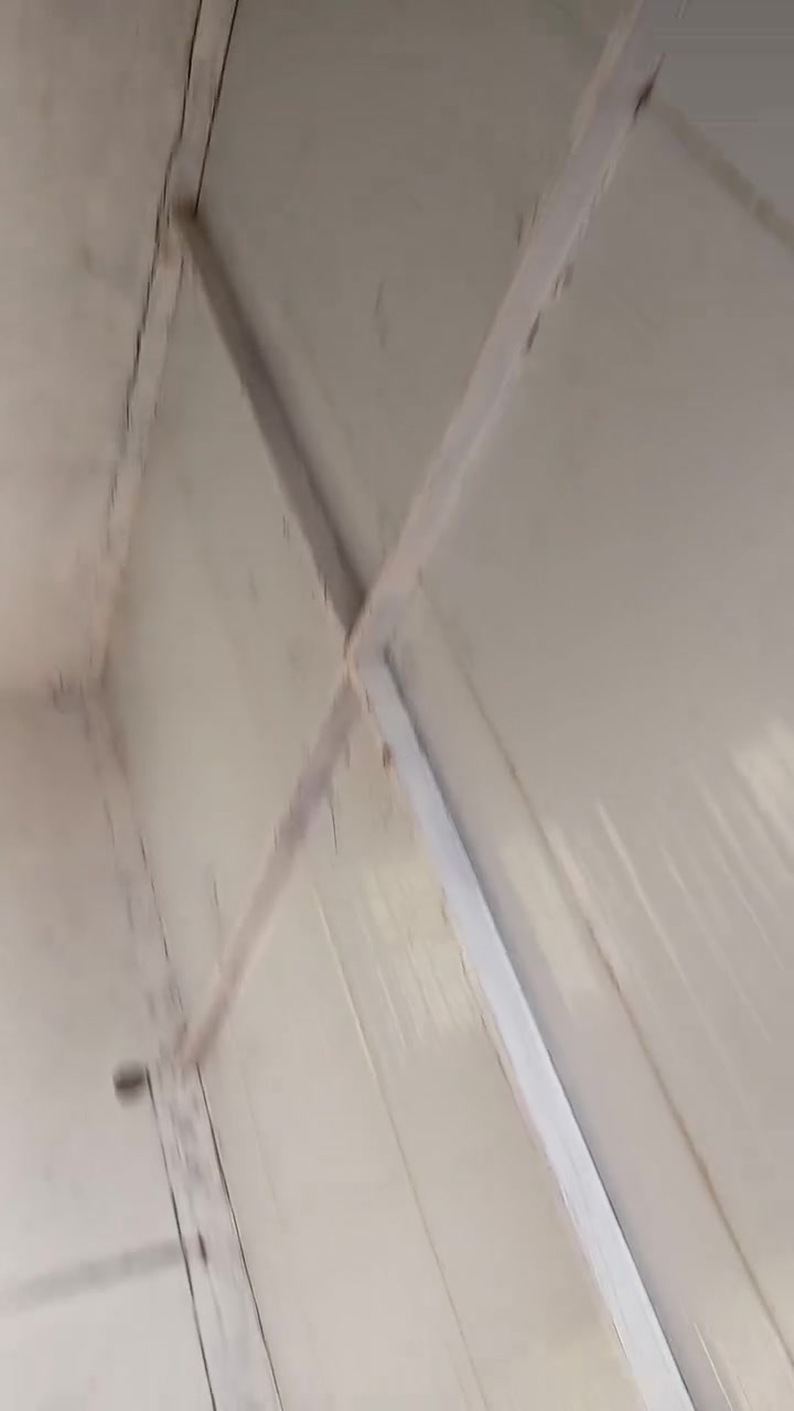 سندويج للبيع ٥ قطع القطعه ٥ أمتار *********** الهاشميه ونضيفات كولش وش اي بي خير ويدلل بسعرهن
