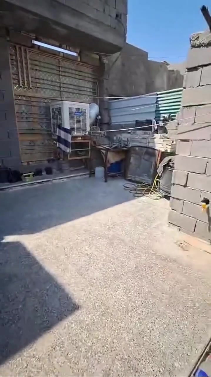 بيت للبيع طابق ونص مساحه 120متر واجهه 6ونزال 20 مكان الشماعيه حي الرحمه للاستفسار الاتصال على الرقم 
***********
