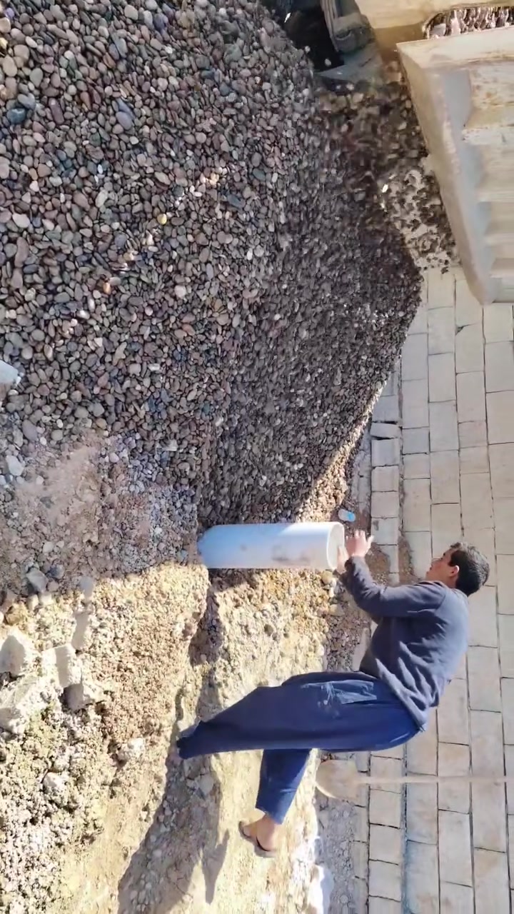 السلام عليكم ورحمة الله و بركاته 
توجد حفارة آبار جاهزة للعمل في البيجي و ما حولها و بأسعار مناسبة للأستفسار الاتصال على الرقم 
***********
