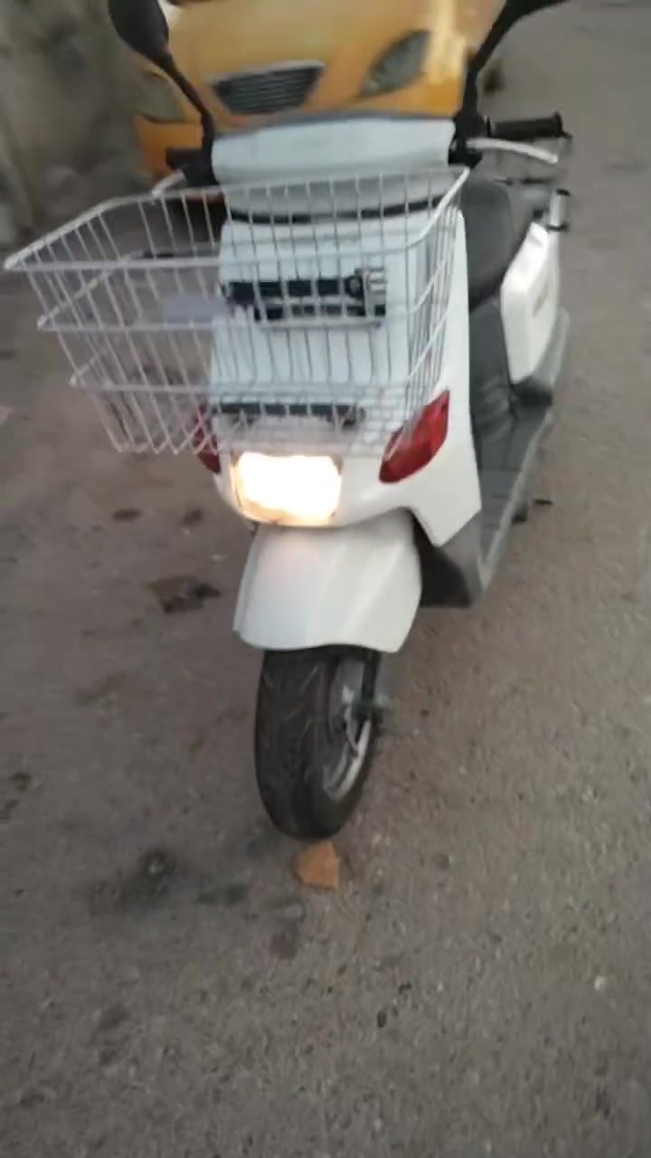 خوان بيكم اخت الجديده ستعمال قليل اوراق كامله يمكم الفيديو صوره هم من الداخل حته تبين كلشي كابريتر وصالنصه سلندر اصليات شراي يتصل خوان مامتواجد علفيس فقط واتساب مكان مدينه صدر *********** وسعره 500مجال حك جيتك رجان مايعرف بل نظيف لايكسر كلمن ونظافته
