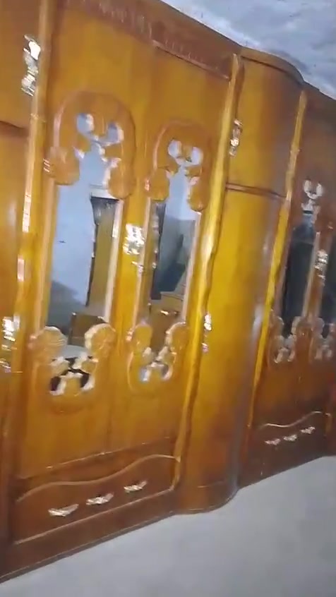غرفه صاج نضافته 100%  ملحق مجرات مديل نفخ 7 باب غرفه جدن ضخمه والسعر ويه لتوصيل 650 لغرفه جدا نضيفه ***********
