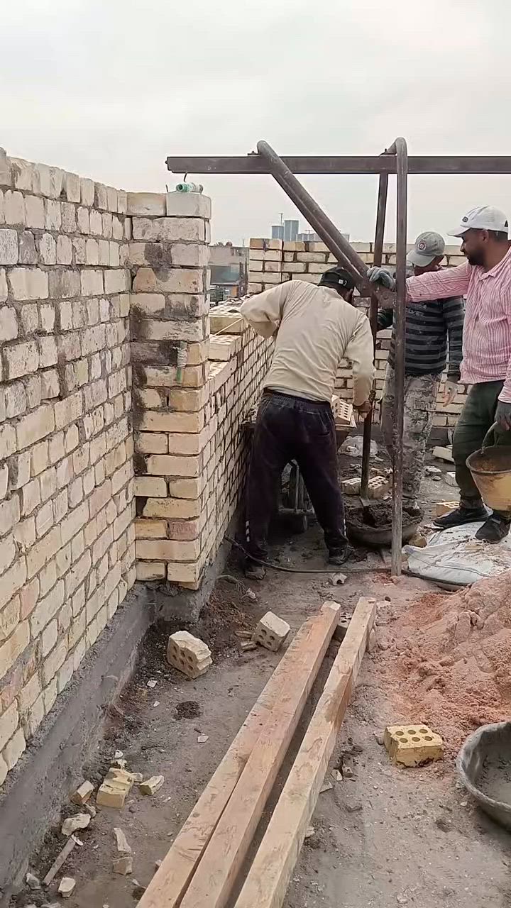 السلام عليكم متوفر كادر بناء مصري شغل درجه اولى تسليم مهندس أسعار مناسبة للجميع مصدقيه بالمواعيد *********** في واتساب
